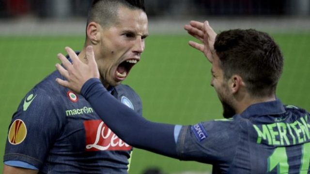 427622_marek hamsik dries mertens 676x503.jpg