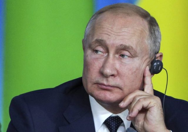427635_putin 3 676x475.jpg