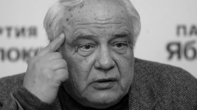427937_bukovsky 676x499.jpg