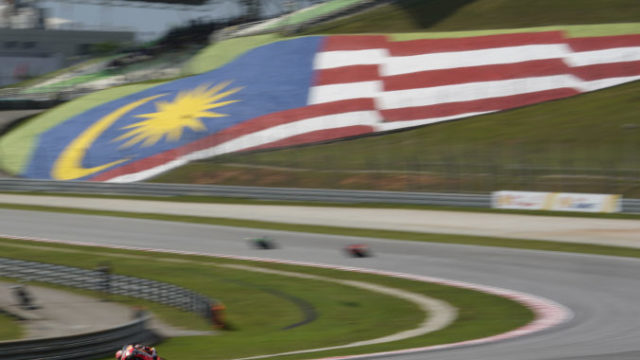 428383_malaysia_motogp_motorcycle_racing_94056 f648b765afb44221a5c50f23ee0e8ae5 676x451.jpg