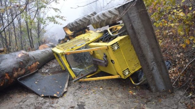 428797_traktor 2 676x451.jpg