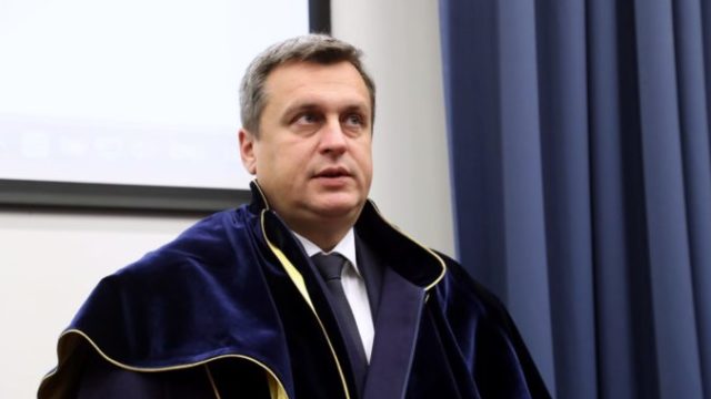 428803_liv_1585 676x451.jpg