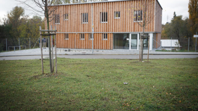 428811_img_2880_copy 676x451.jpg