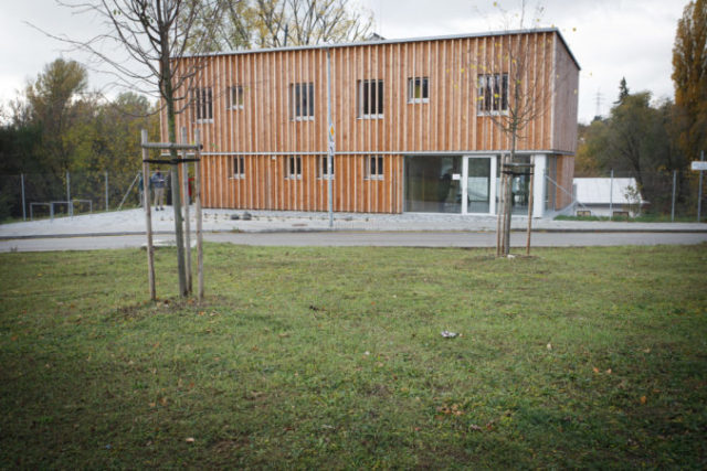 428811_img_2880_copy 676x451.jpg