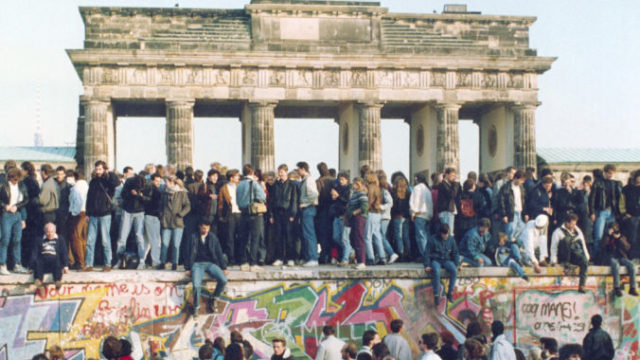 428904_germany_ap_was_there_61644 4c58260664de447cbe6606e487237e21 676x602.jpg