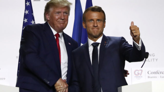 429130_macron 676x451.jpg