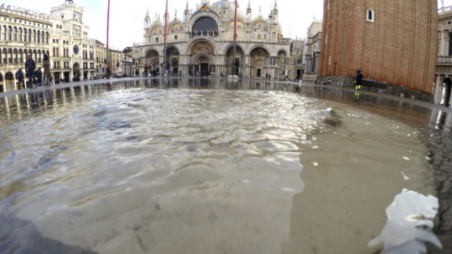 429471_benatky 1 676x451.jpg