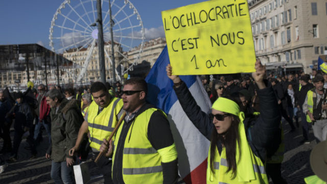 429490_france_protests_73650 560bae450cc7408cb816f930fff860c5 676x451.jpg