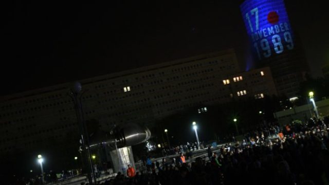 429518_06 676x473.jpg