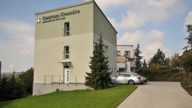 429555_budova 676x396.jpg