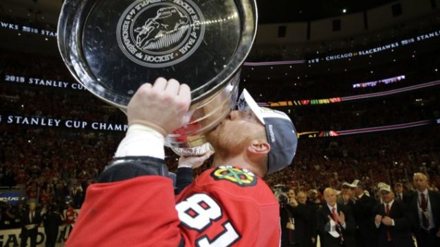 429654_marian hossa nhl chicago blackhawks 676x451.jpg