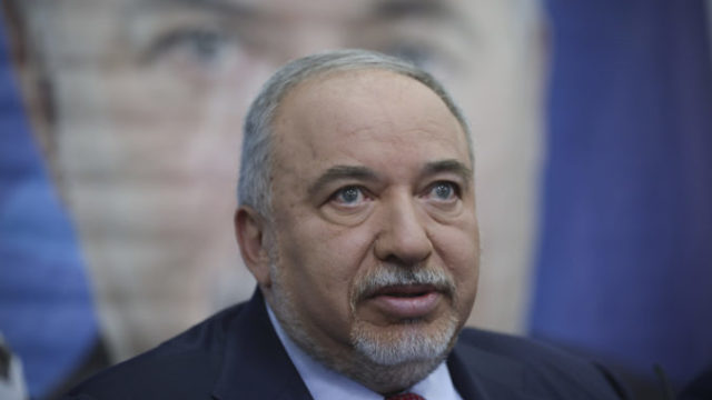 429752_lieberman 676x451.jpg