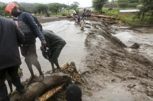 430022_kenya_floods_33684 b478aeb56c9e4e92adc8eac526476df0 676x446.jpg