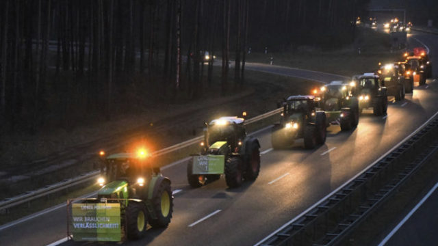 430198_berlin 2 676x445.jpg