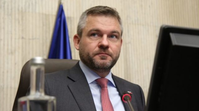 430691_peter pellegrini rokovanie vlady 676x451.jpg