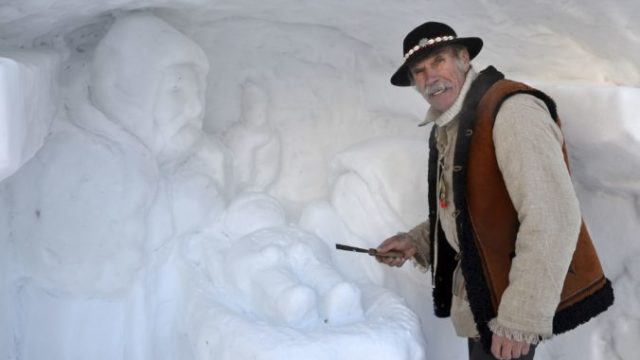 430813_peter petras 676x448.jpg