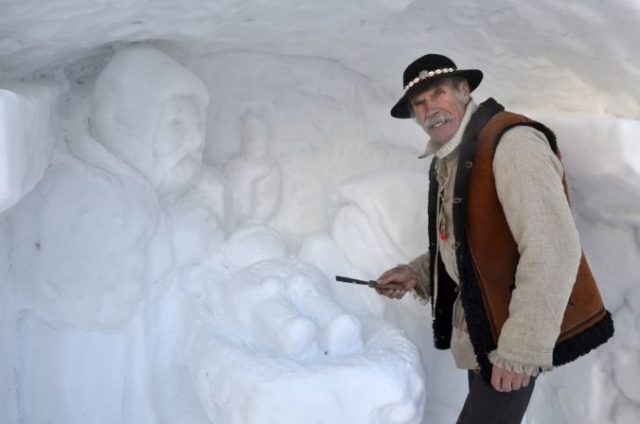 430813_peter petras 676x448.jpg