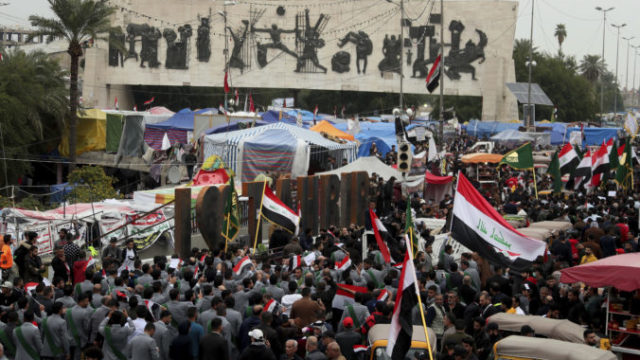 431011_iraq_protests_24925 e22b50ac2e774666a39c17ffb328fa51 676x480.jpg