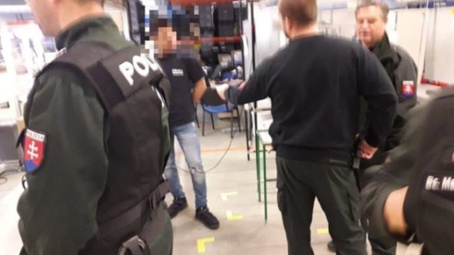 431143_policia kontrola migracia 676x507.jpg