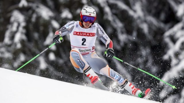 432112_italy_alpine_skiing_world_cup_96565 c41695efa5f6485d8296d9de421b131d 676x451.jpg