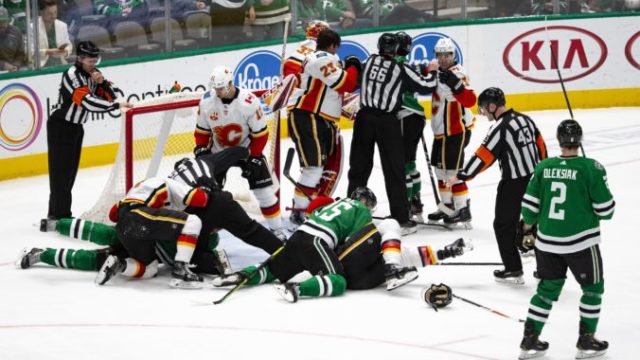 432142_dallas stars calgary flames nhl 676x451.jpg