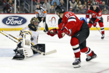 432591_bruins_devils_hockey_24444 6f58f1c70e1a43ac9f83cbcc1f69b160 676x451.jpg