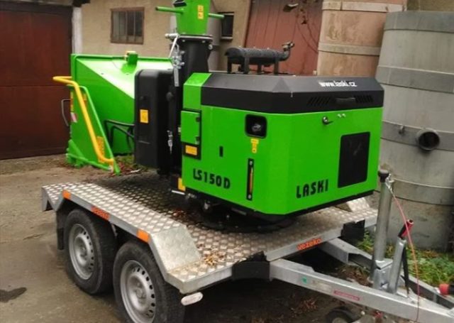 432639_001 2 676x481.jpg