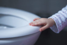 432748_nano care_invisible_self disinfection_wipe on_glass_50480 aa0d067f1536432e883324d1d1d5b49d 676x451.jpg