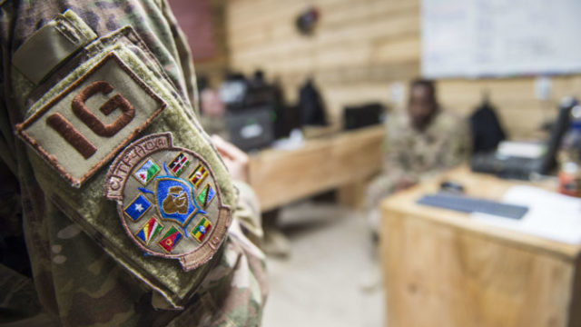 432833_kenya_us_military_base_attacked_75337 9c773bb8574244d2a8817294fd0be2c6 676x440.jpg