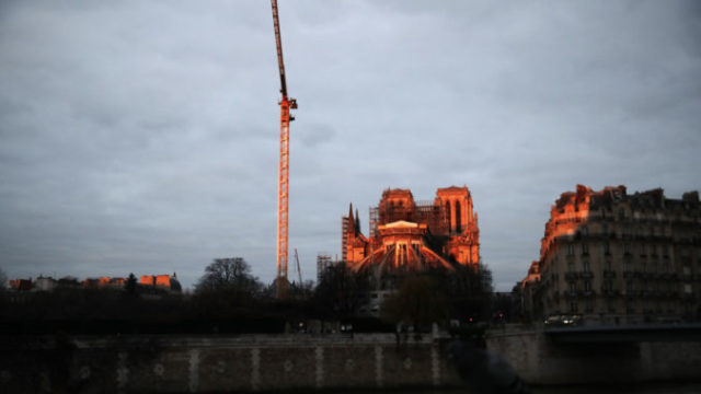 432843_france_notre_dame_21420 9c9797e0060d4145887f89ccf65ce437 676x451.jpg