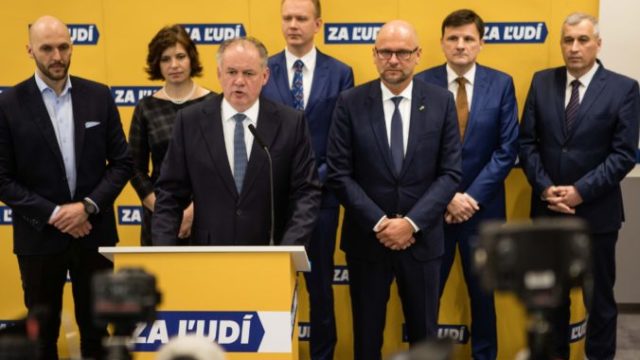 432972_4o8a9374 676x451.jpg