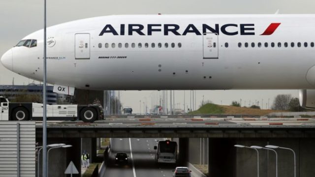 433029_france_air_france_strike_92870 11a154a397d049ceb33a1db232369b16 676x451.jpg