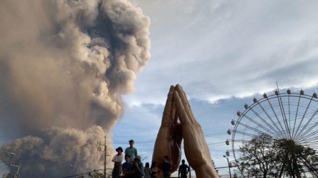 433261_aptopix_philippines_volcano_79067 4f004dbc4be7435580160982979ea9ed 676x507.jpg