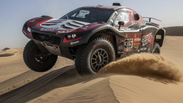 433323_saudi_dakar_rally_03745 72bfa52e82fd46499c6350ea5e174ad3 676x451.jpg