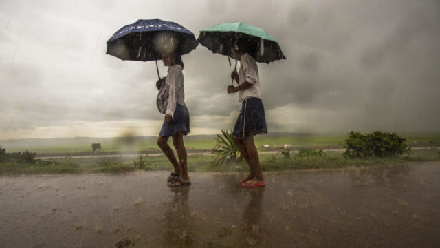434014_madagascar_cyclone_78246 544c622a459c45d0a1f5f381e4f88e92 676x451.jpg
