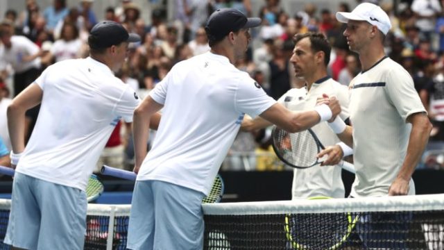 434131_mike bryan bob bryan filip polasek ivan dodig australian open 676x407.jpg