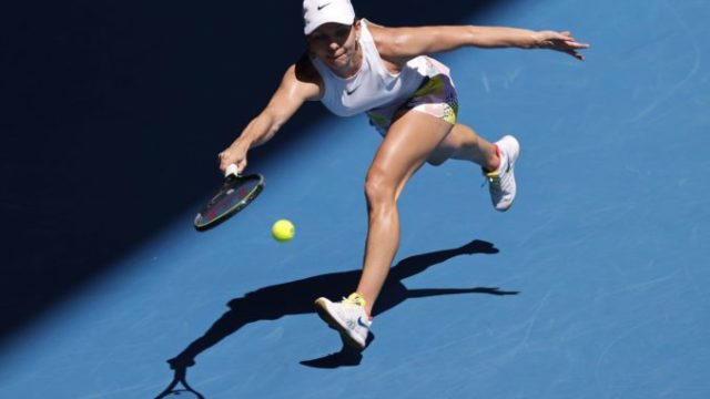 434250_simona halepova australian open 2020 melbourne stvrtfinale 676x435.jpg