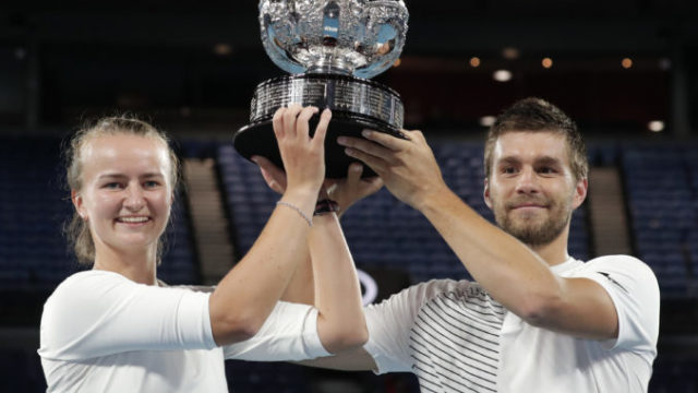 434474_australian_open_tennis_18850 b09eec2de6054d4d9a4c6b405fe5806e 676x454.jpg