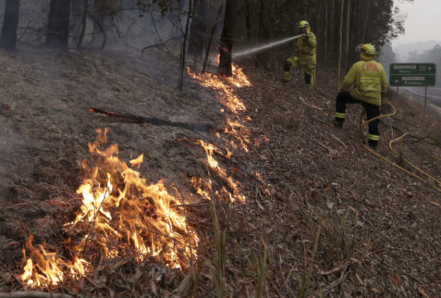 435055_australia_wildfires_44381 481485c78d9c48a7855d3df3b3940c7c 676x457.jpg