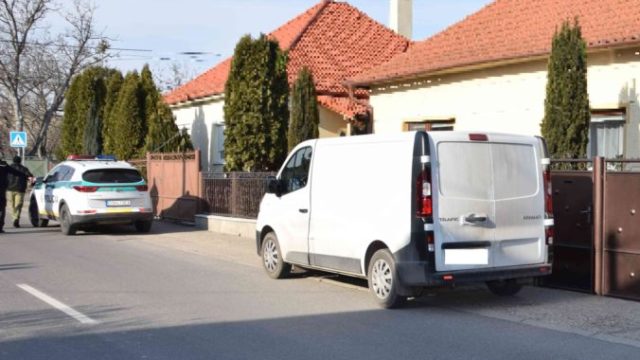 435865_85099627_572236743374312_2632060021751414784_o 676x629.jpg