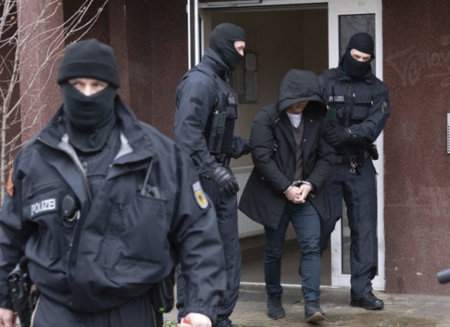 436416_germany_vietnam_raids_86651 782949462305422c82729e6d621cb79b 676x492.jpg
