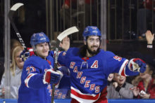 436618_capitals_rangers_hockey_11876 02306fff6eb14d7dae7fd9984db99e9b 676x451.jpg