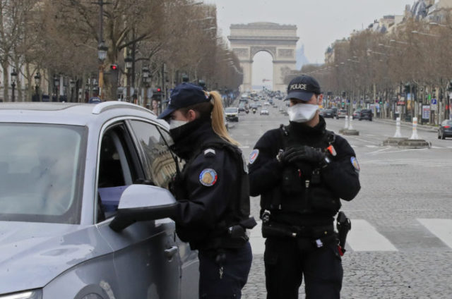437315_aptopix_france_virus_outbreak_93500 328aeaf4c1df429cac9e6c120e90abf9 676x448.jpg
