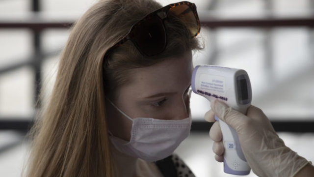 438124_virus_outbreak_stranded_in_paradise_08910 23adfe7a594247c79411b74a1bbf23f0 676x451.jpg