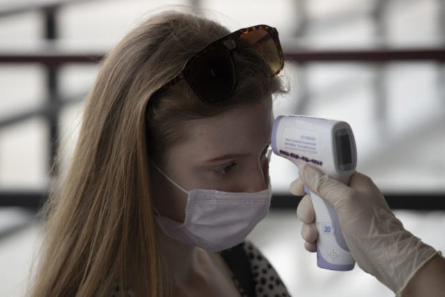 438124_virus_outbreak_stranded_in_paradise_08910 23adfe7a594247c79411b74a1bbf23f0 676x451.jpg