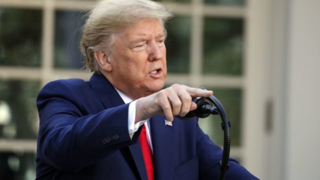 438175_virus_outbreak_trump_29222 45556198943741f89080fc89c0812349 676x450.jpg