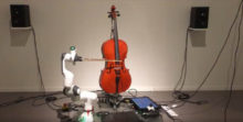 438436_violoncelo robot 676x341.jpg