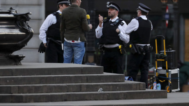 438505_virus_outbreak_britain_71503 40db54a199194811864641c4e9fd03a0 676x457.jpg