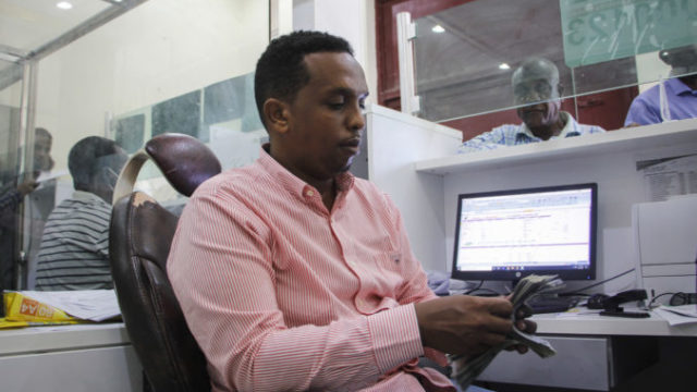 438825_virus_outbreak_remittances_somalia_70915 4d4d4d0b6bde45f5abd742eed2f51129 676x465.jpg