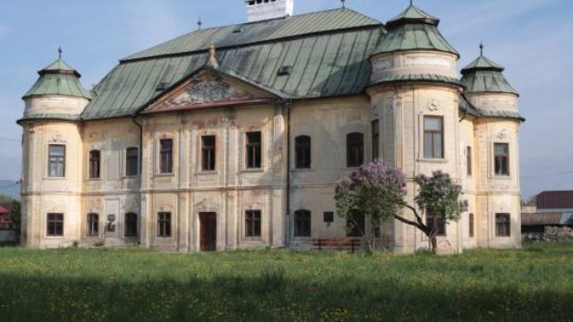 439159_i_3412375.jpg